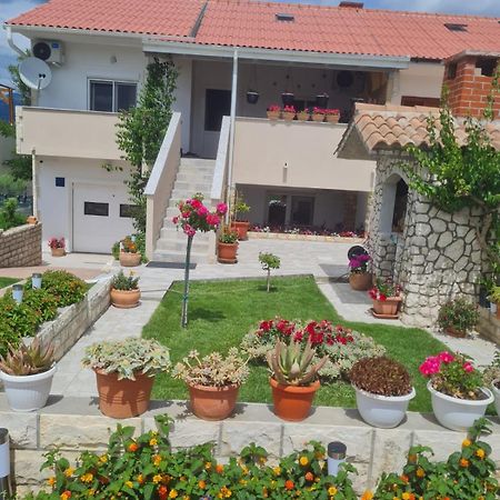 Apartman "Flower Garden" Ražanac المظهر الخارجي الصورة